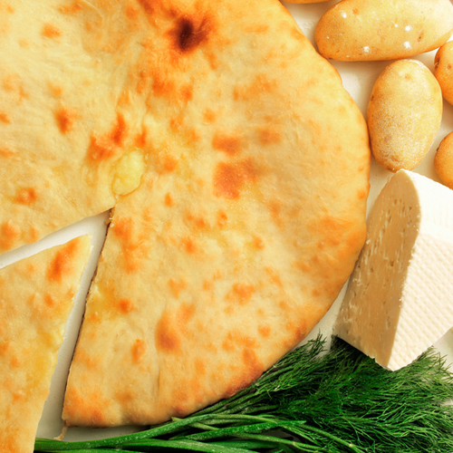 Пирог осетинский с сыром и картофелем